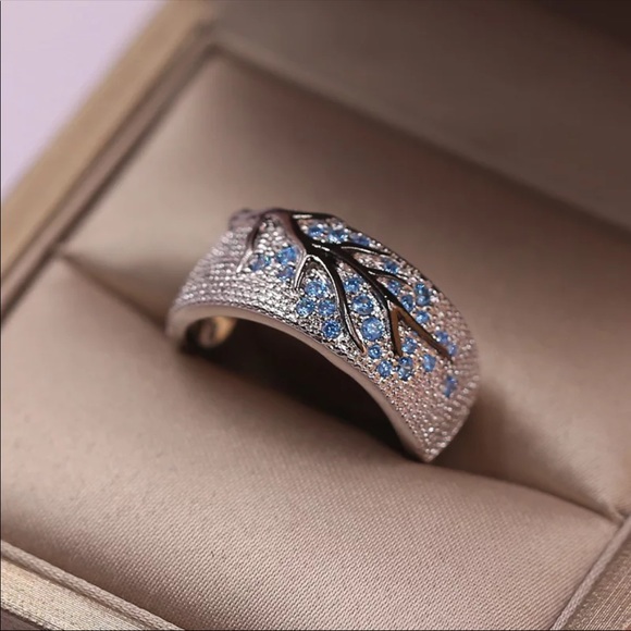Jewelry - New 925 Silver Tree Branch Crystal zircon Ring
